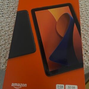 Amazon Fire HD8 Tablet with 32GB